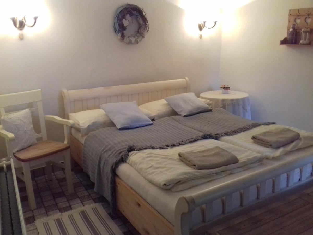 Ferienwohnung Tulipanos Vendeghaz Obanya Exterior foto