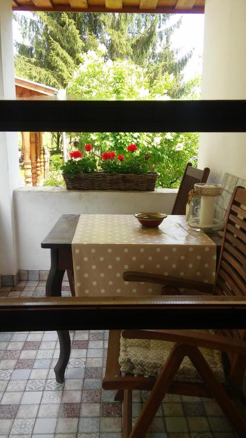 Ferienwohnung Tulipanos Vendeghaz Obanya Exterior foto