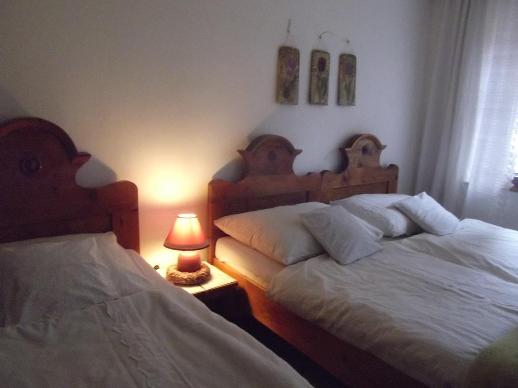 Ferienwohnung Tulipanos Vendeghaz Obanya Exterior foto